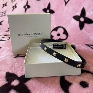 Banana Republic Choker Necklace